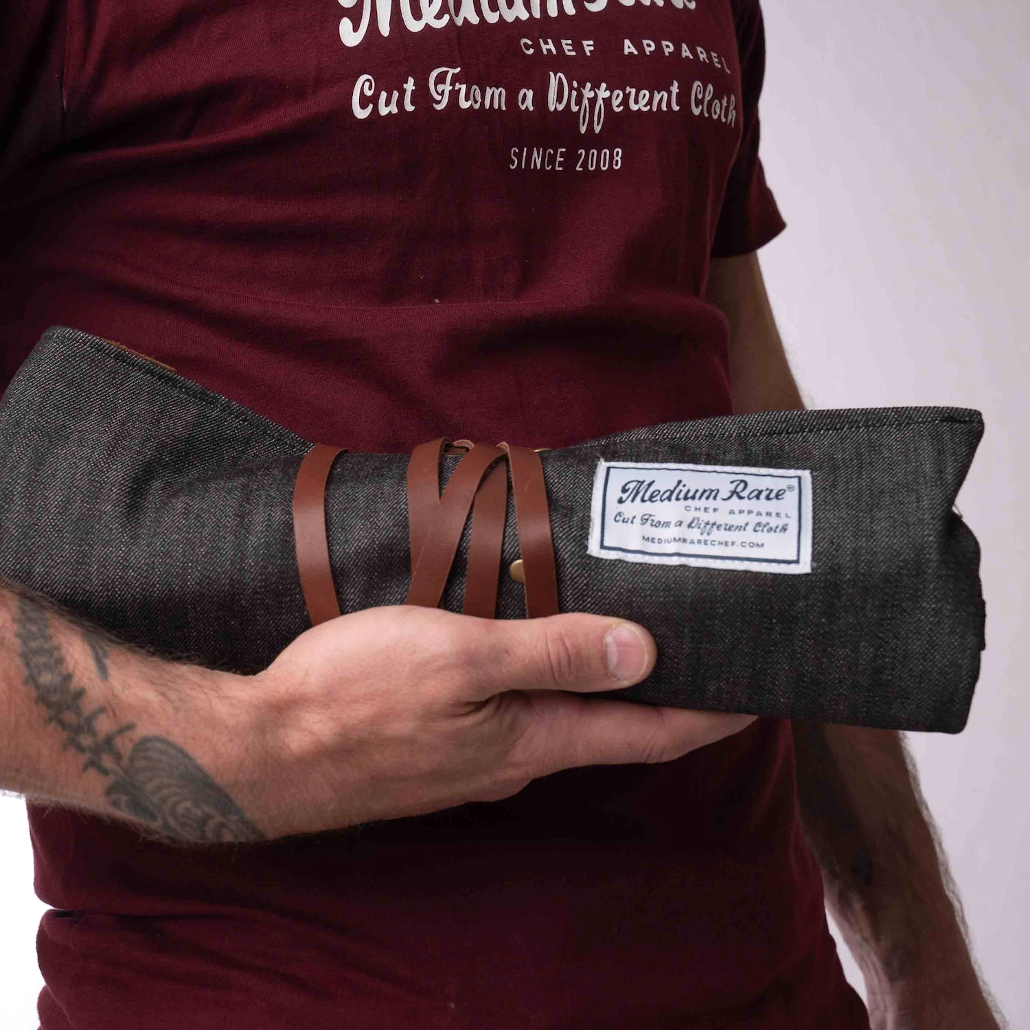 Making the Medium Rare Knife Roll