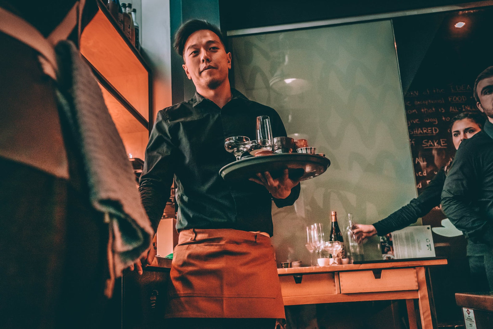 6 Pack Server Aprons